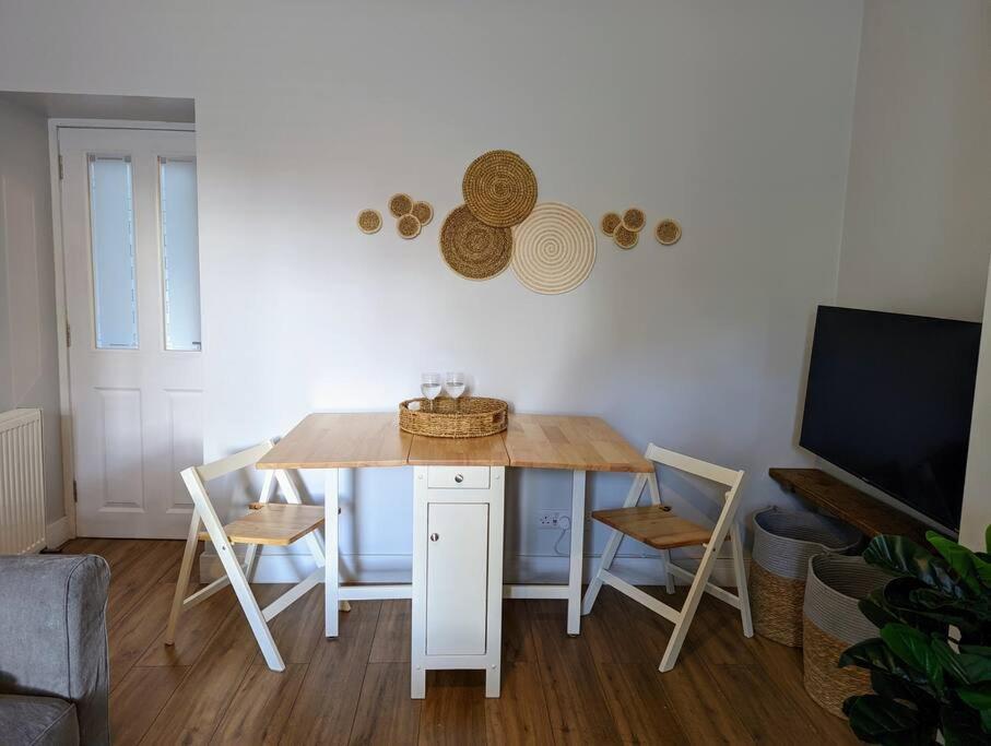 Parkview Cottage - Lovely Home With Cosy Fireplace Carnoustie Bagian luar foto