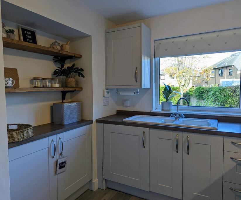 Parkview Cottage - Lovely Home With Cosy Fireplace Carnoustie Bagian luar foto